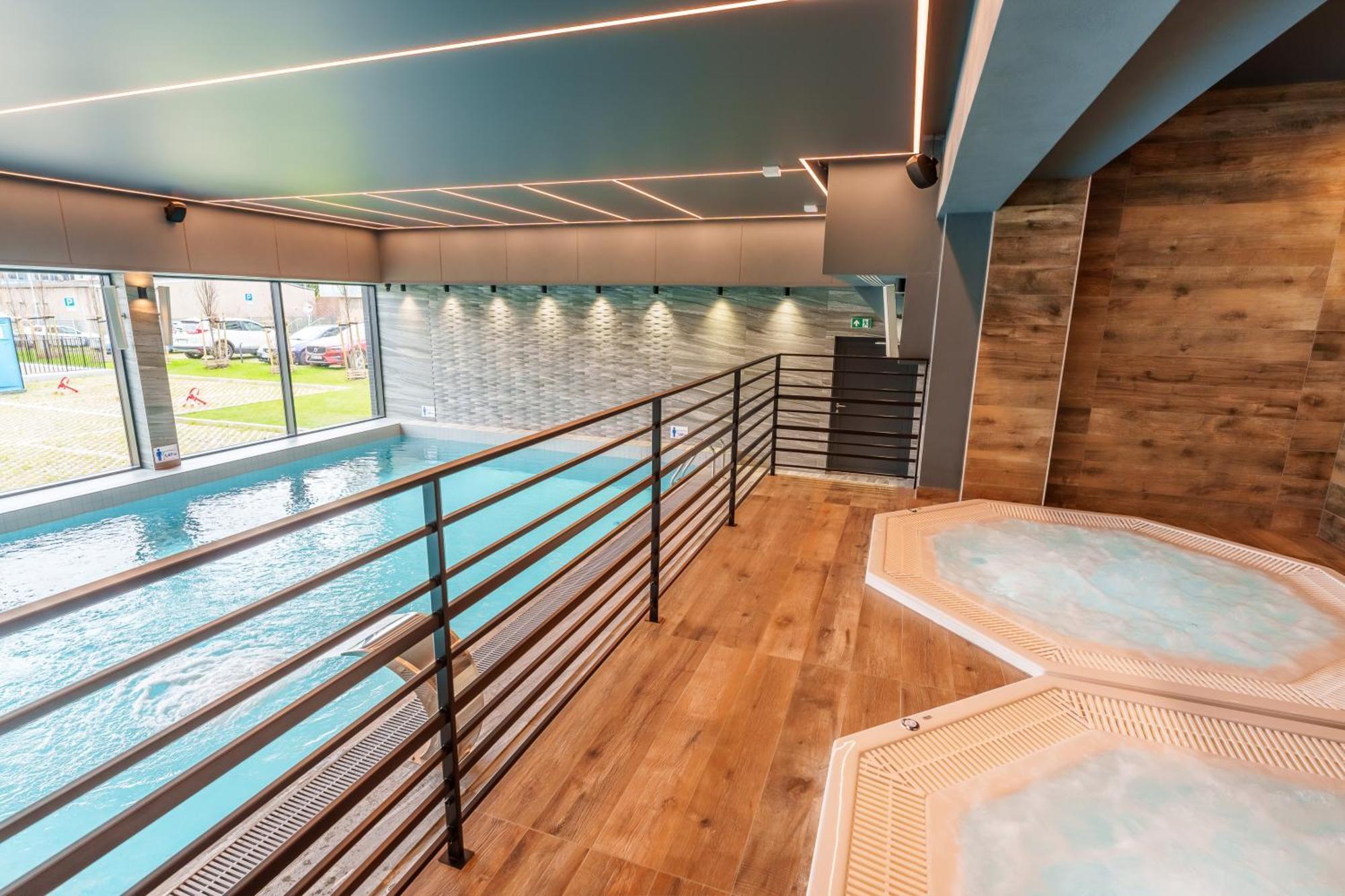 Faro Apartamenty Kasprowicza 20 Basen W Cenie Schwimmbad Im Preis Kolobřeh Exteriér fotografie